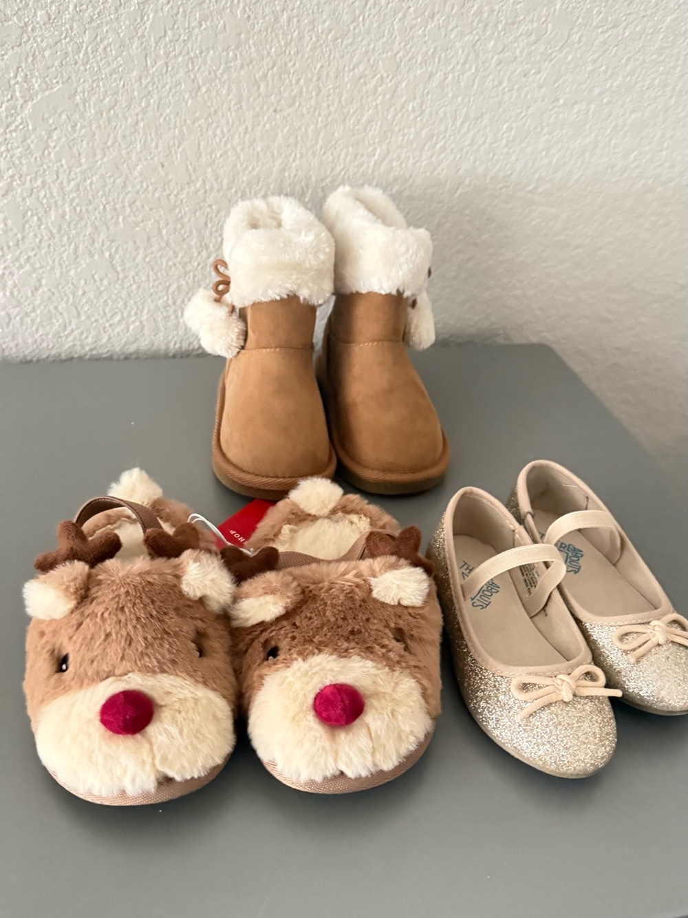 Kids Tan Faux-Shearling Winter Boots ballet flats Christmas slippers bundle